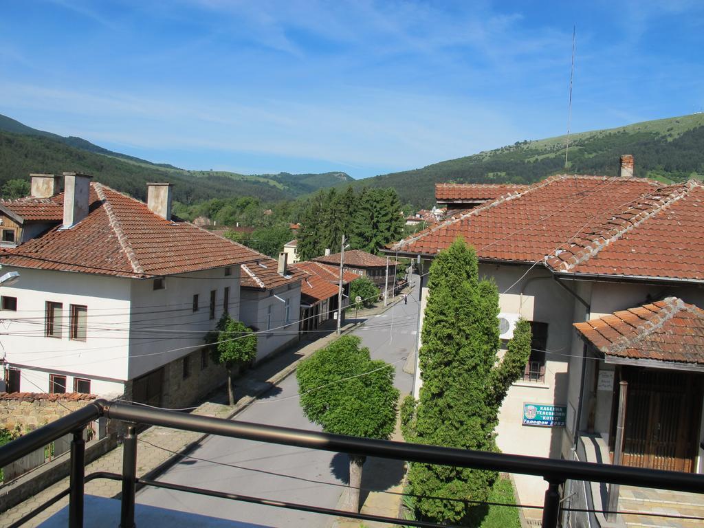 Guest House & Bistro Lefterova 科泰尔 外观 照片