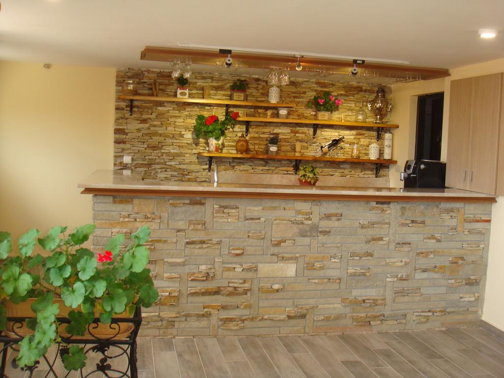 Guest House & Bistro Lefterova 科泰尔 外观 照片