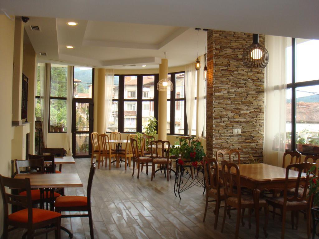 Guest House & Bistro Lefterova 科泰尔 外观 照片
