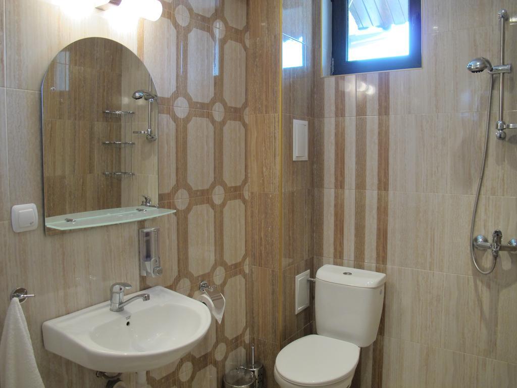Guest House & Bistro Lefterova 科泰尔 外观 照片