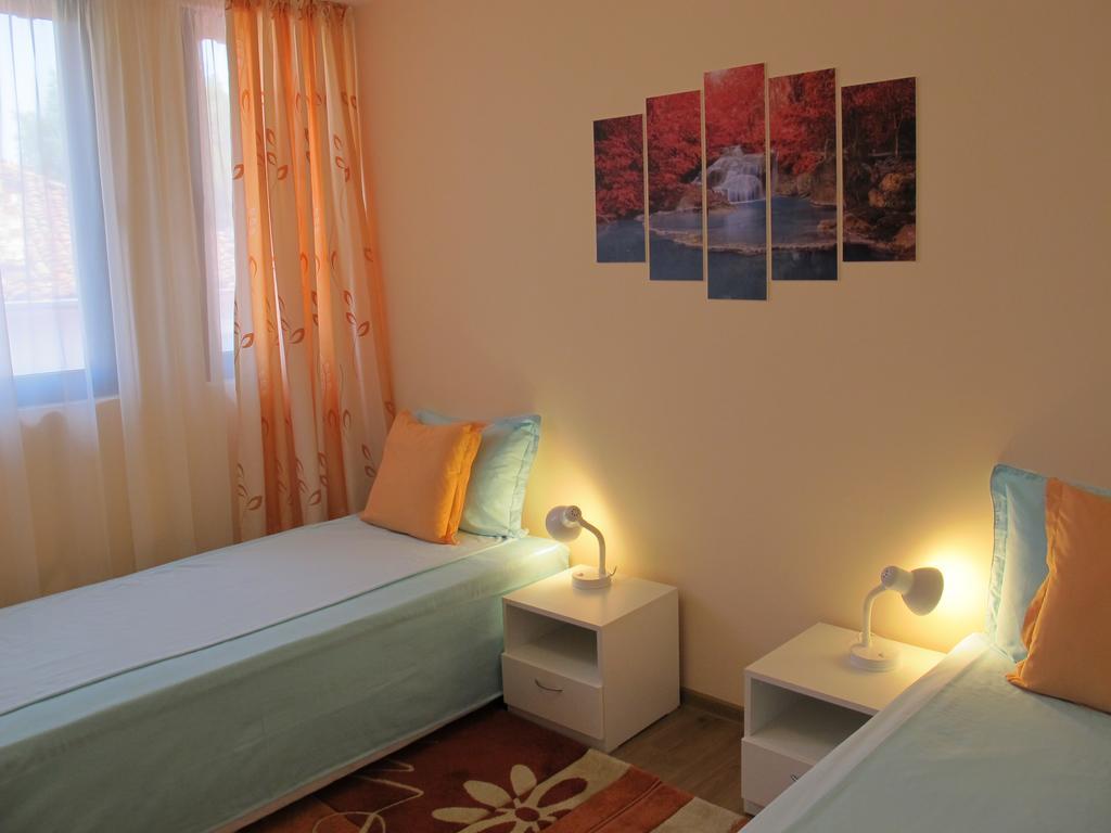 Guest House & Bistro Lefterova 科泰尔 外观 照片