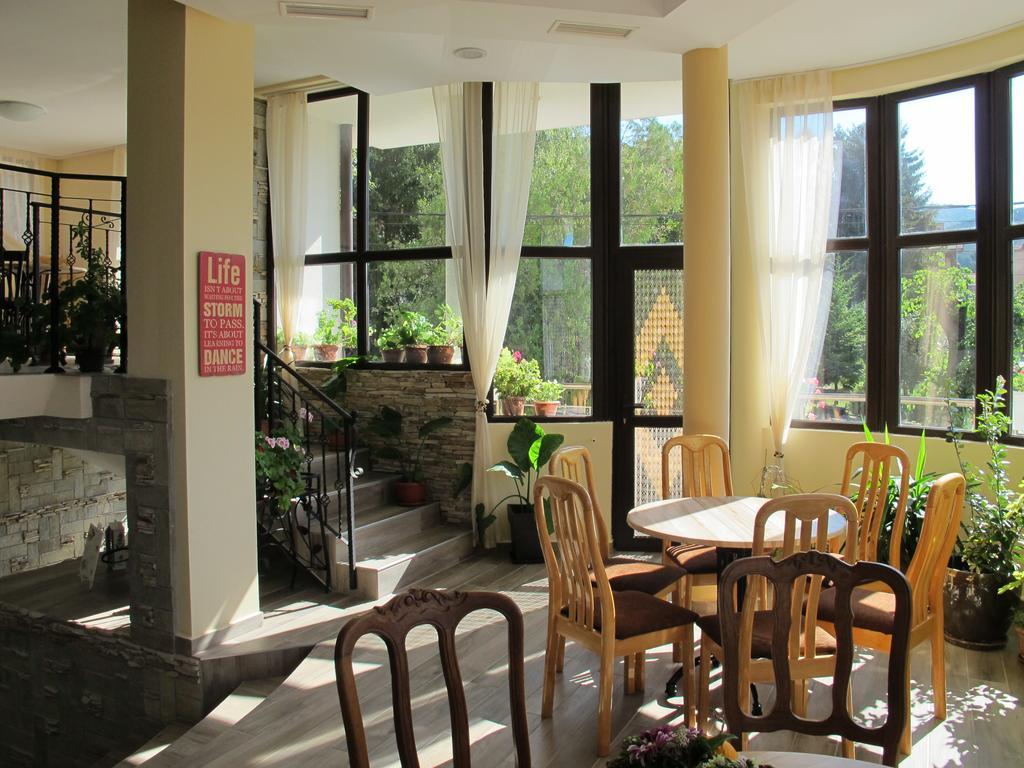 Guest House & Bistro Lefterova 科泰尔 外观 照片
