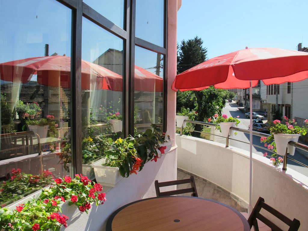 Guest House & Bistro Lefterova 科泰尔 外观 照片