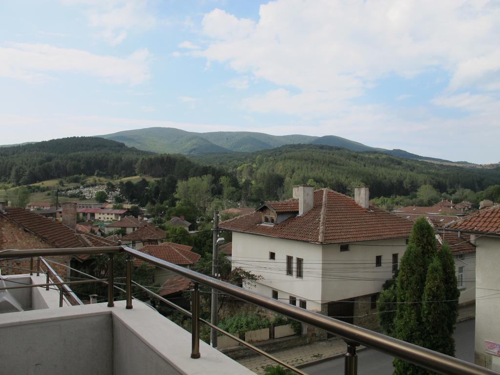 Guest House & Bistro Lefterova 科泰尔 外观 照片